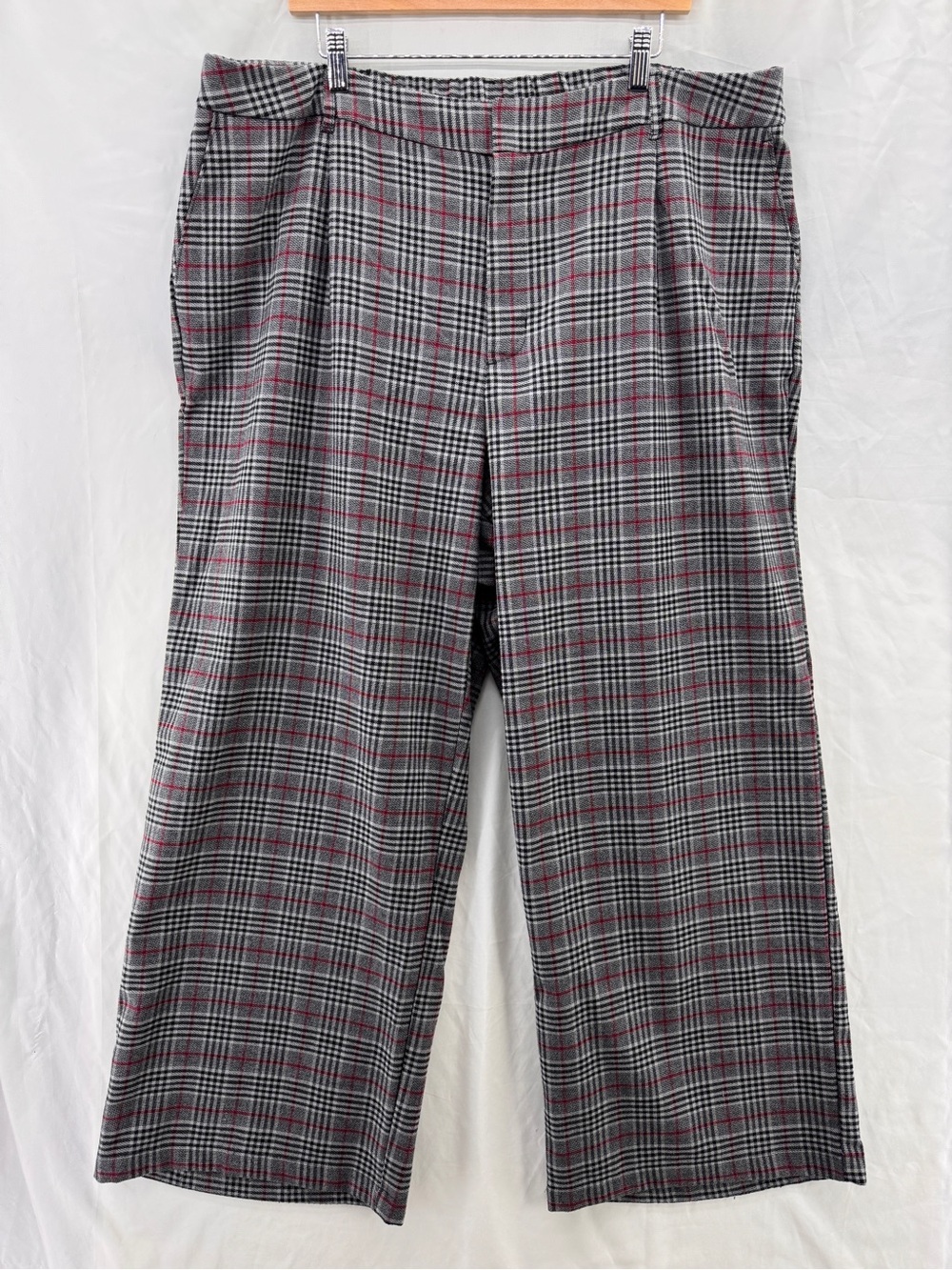 Ava & Viv High Rise Wide Leg Trousers Plaid Grey Red Plus Size 22 Heritage Style
